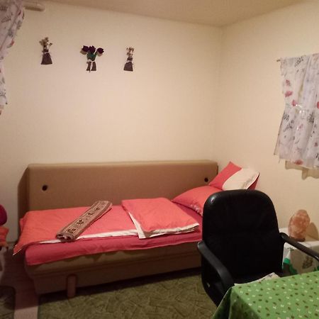 Jazmin-Szieszta Apartmanhaz Balatonfuered Bagian luar foto