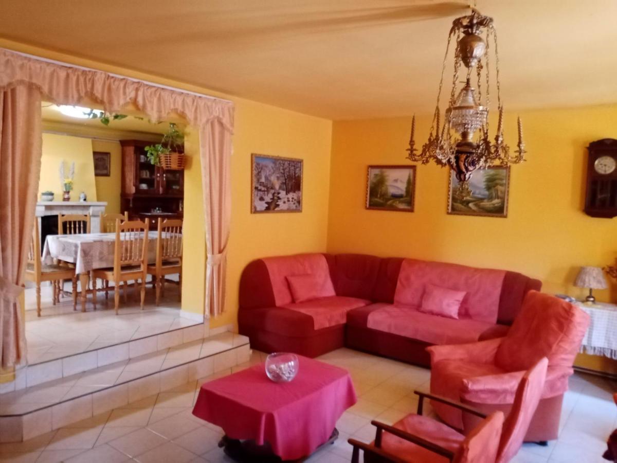 Jazmin-Szieszta Apartmanhaz Balatonfuered Bagian luar foto